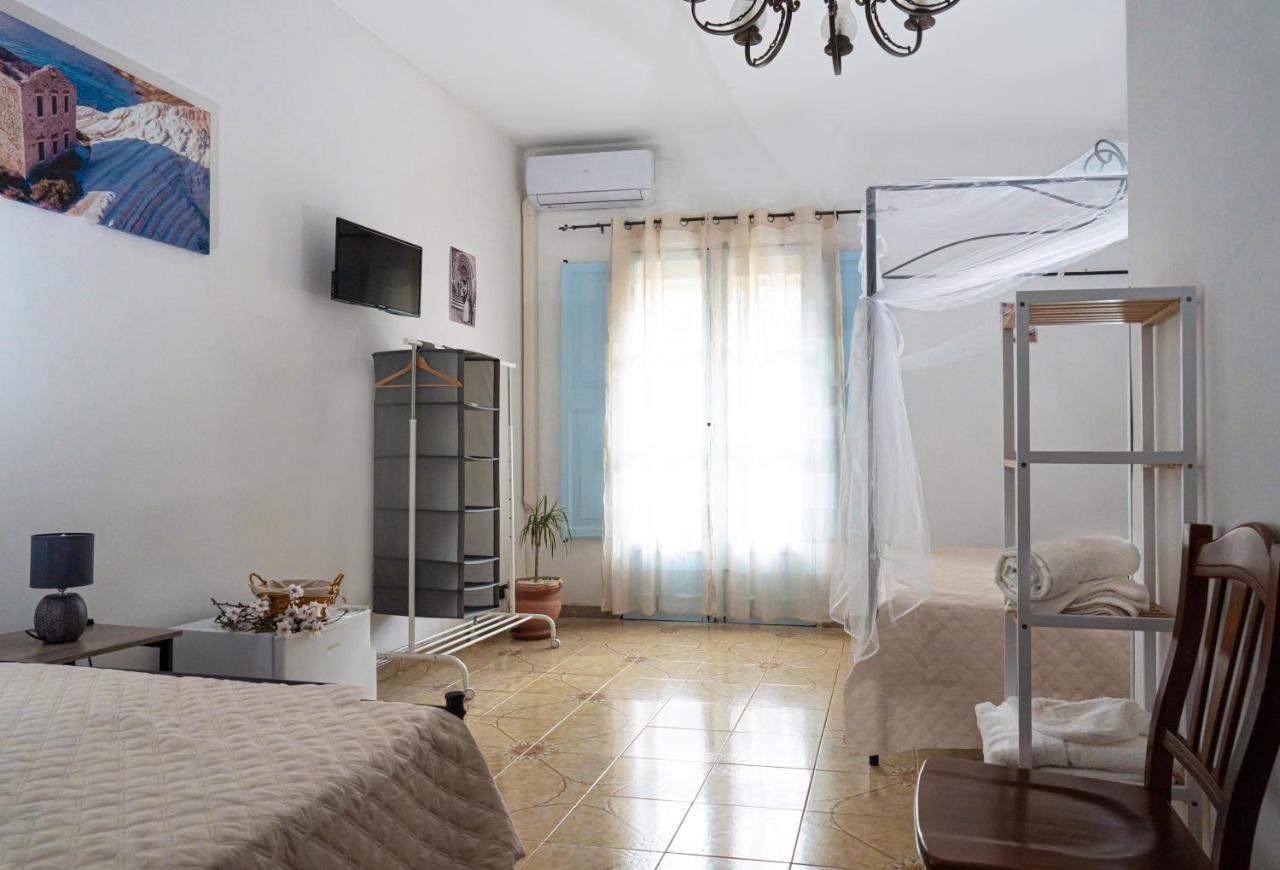 B & B Agrigento Antica エクステリア 写真